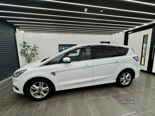 Used Ford S-Max 2017 for sale - 76190326: Photo 10