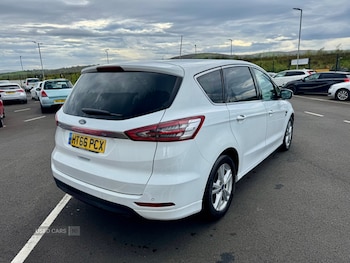 Used Ford S-Max 2017 for sale - 76190326: Photo 3