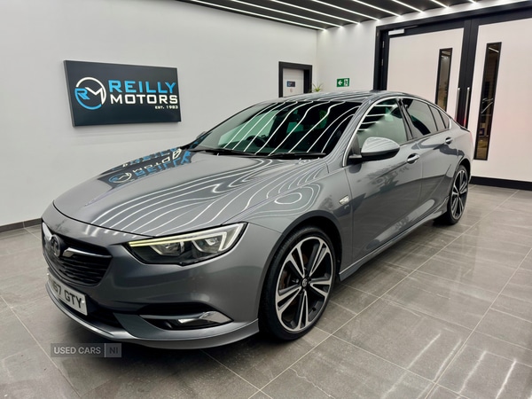 Used Vauxhall Insignia 2017 for sale - 76574082: Photo 1