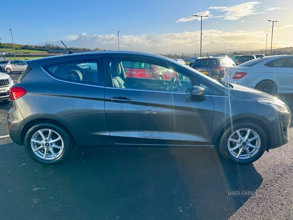 Used Ford Fiesta 2018 for sale - 76927268: Photo 2