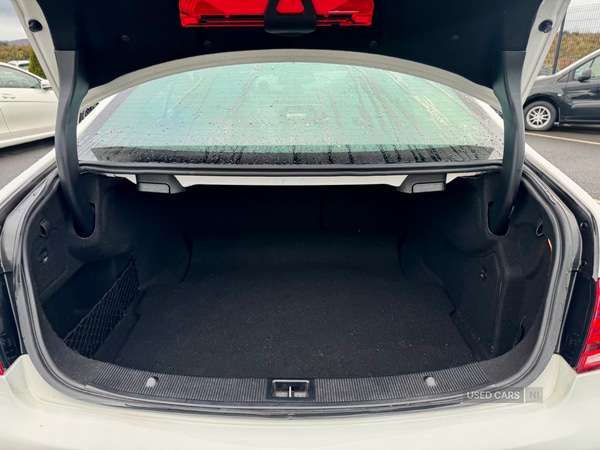 Used Mercedes-Benz E Class 2015 for sale - 77030387: Photo 9