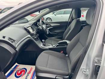 Used Vauxhall Insignia 2017 for sale - 75052086: Photo