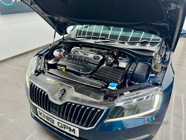 Used Skoda Superb 2019 for sale - 76014083: Photo 2