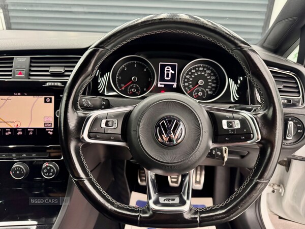 Used Volkswagen Golf 2017 for sale - 76110073: Photo 20