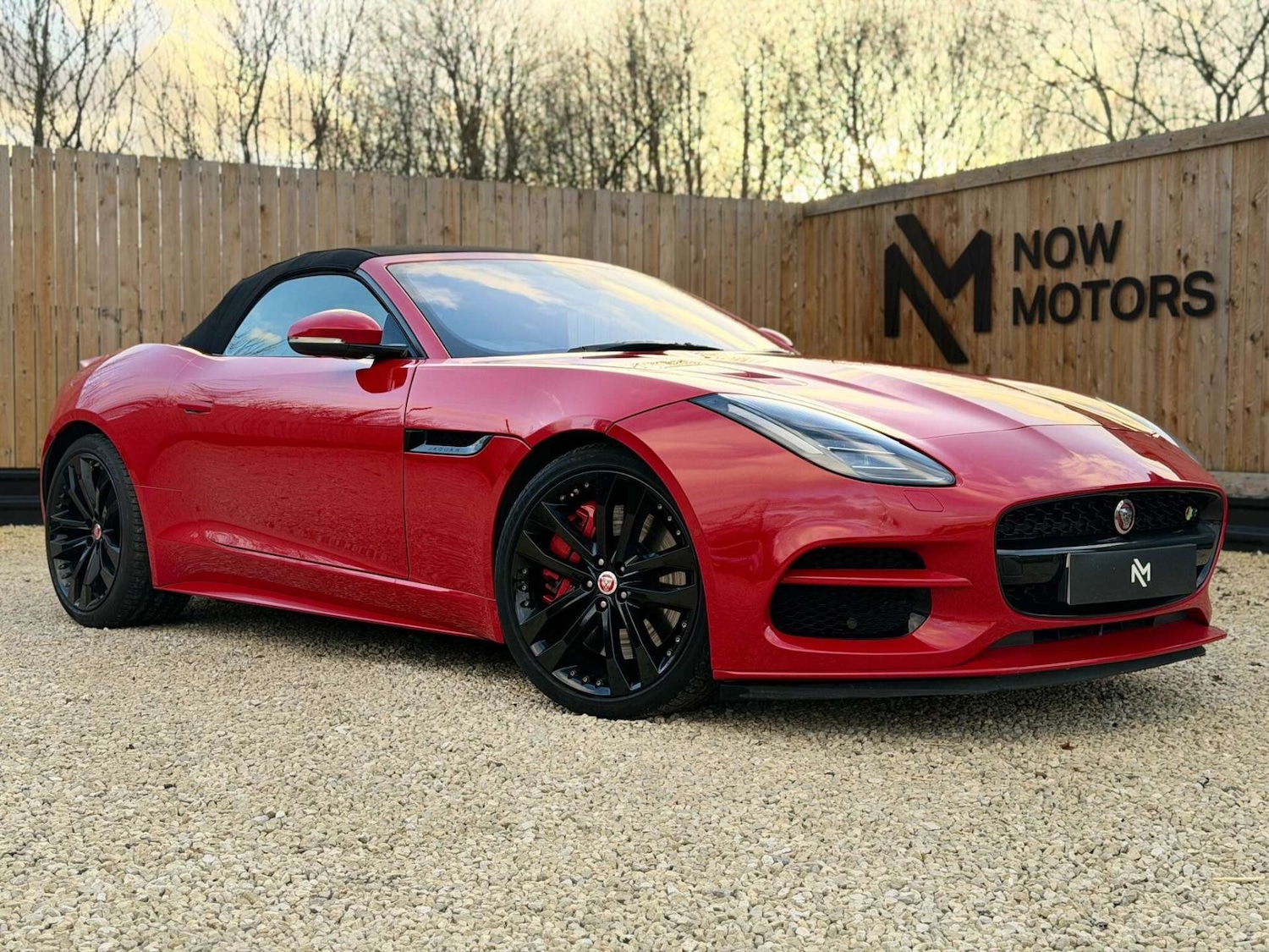 Used Jaguar F-Type 2019 for sale - 77733386: Photo 2
