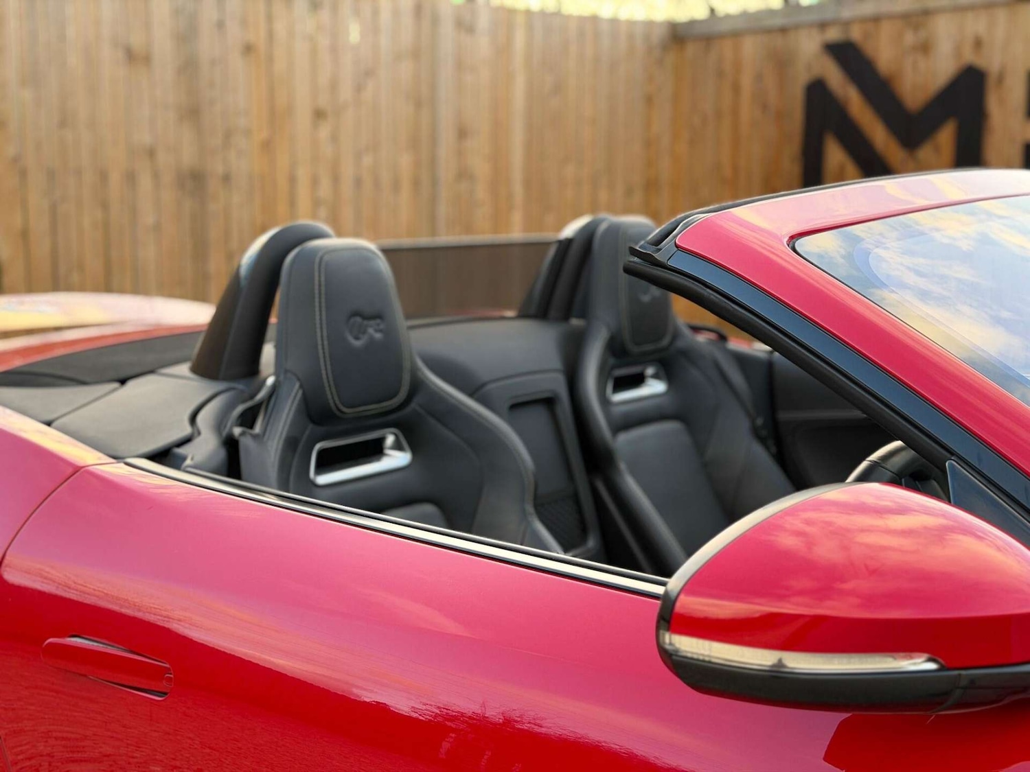 Used Jaguar F-Type 2019 for sale - 77733386: Photo 29