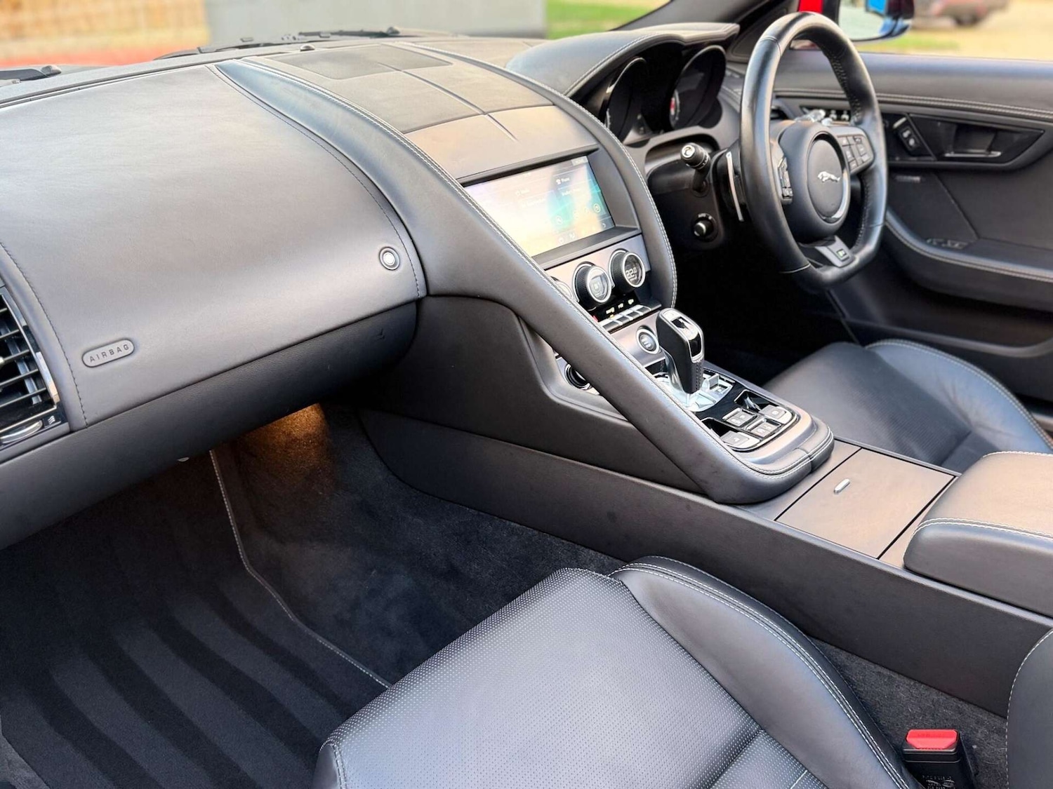 Used Jaguar F-Type 2019 for sale - 77733386: Photo 31