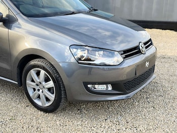 Used Volkswagen Polo 2013 for sale - 77755937: Photo