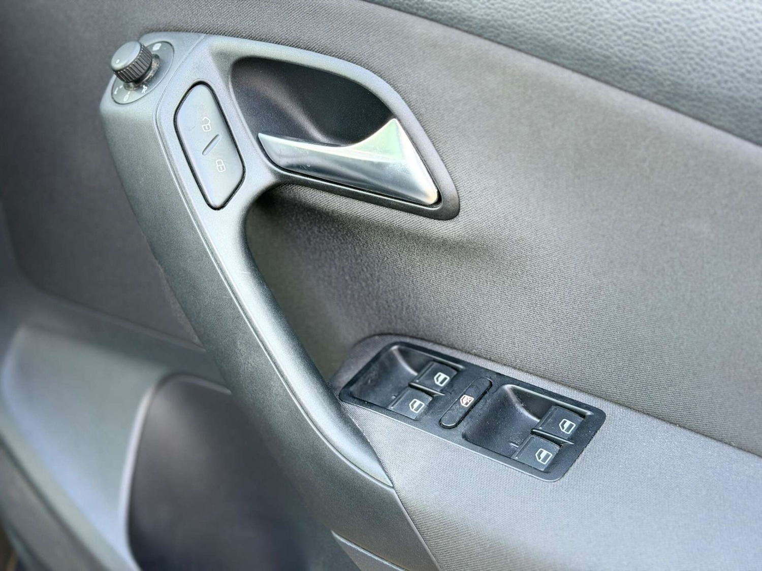 Used Volkswagen Polo 2013 for sale - 77755937: Photo 32