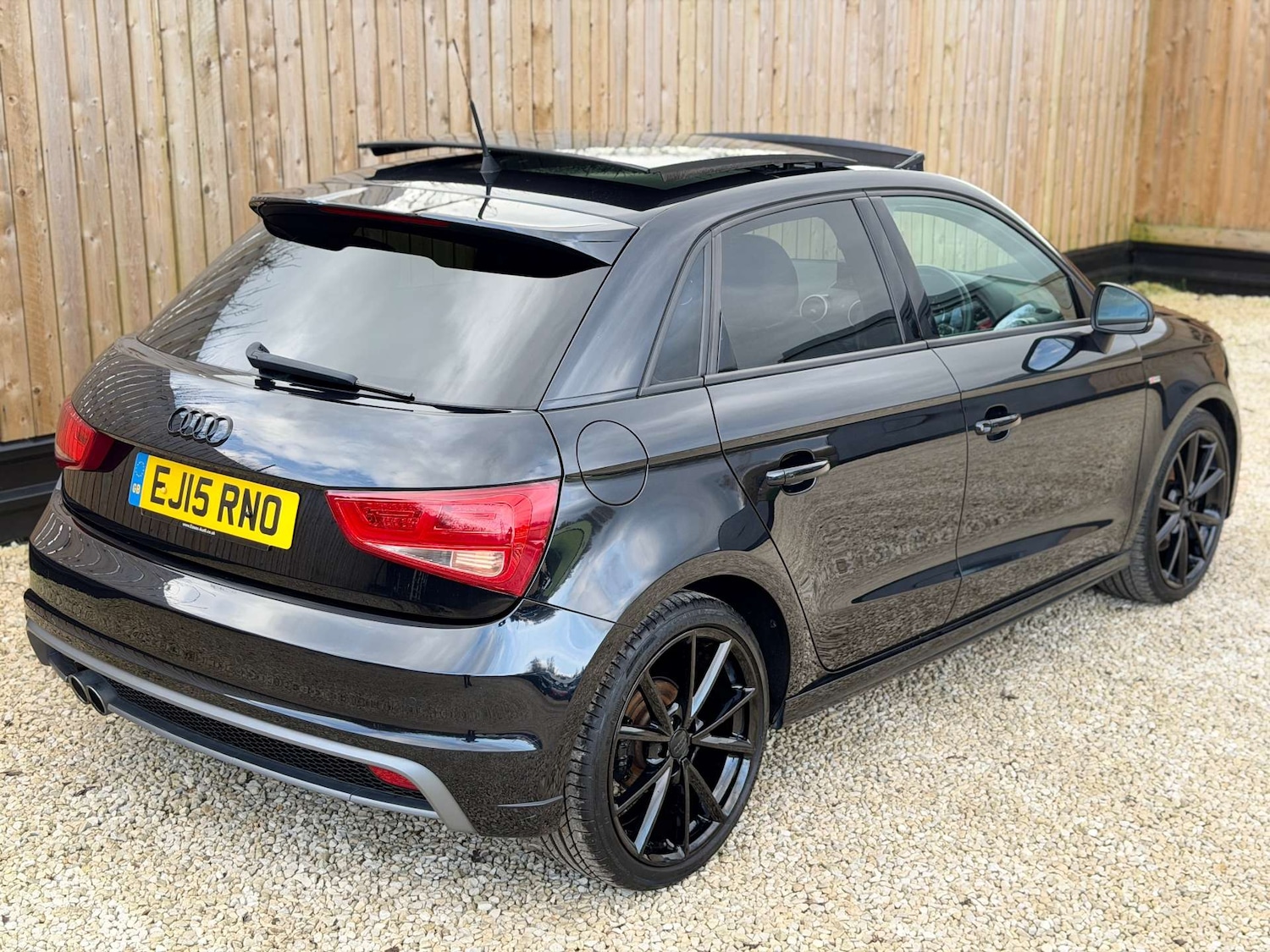 Used Audi A1 2015 for sale - 77733389: Photo 11