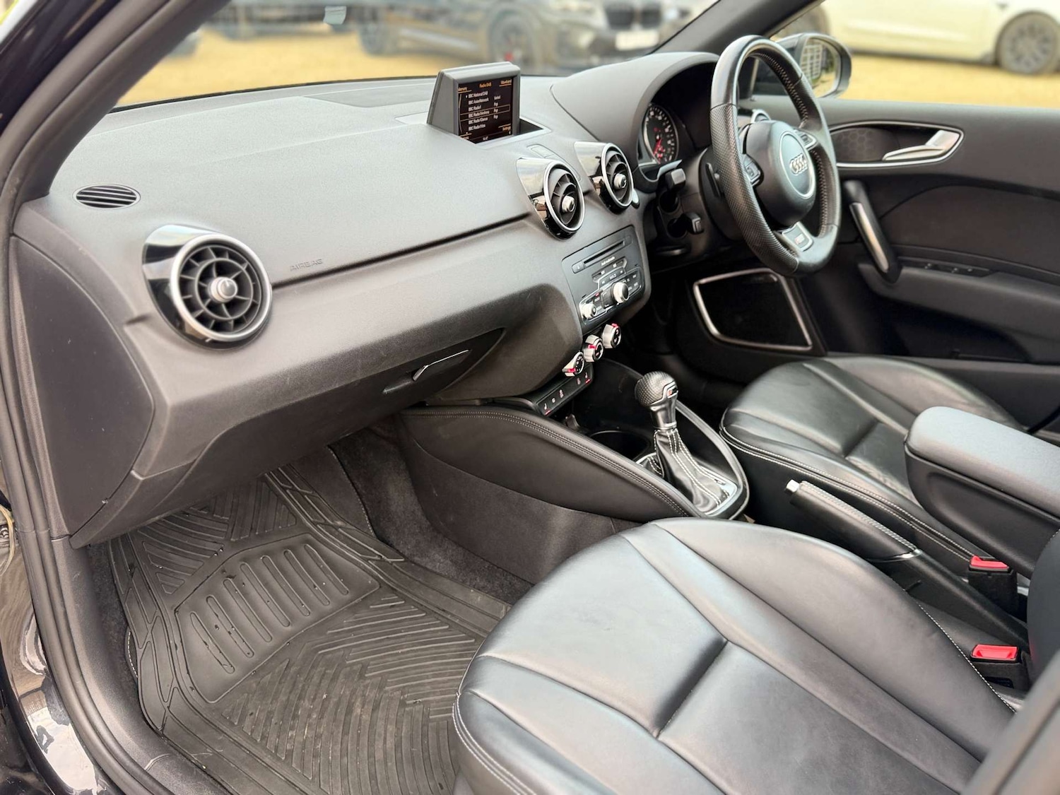 Used Audi A1 2015 for sale - 77733389: Photo 25