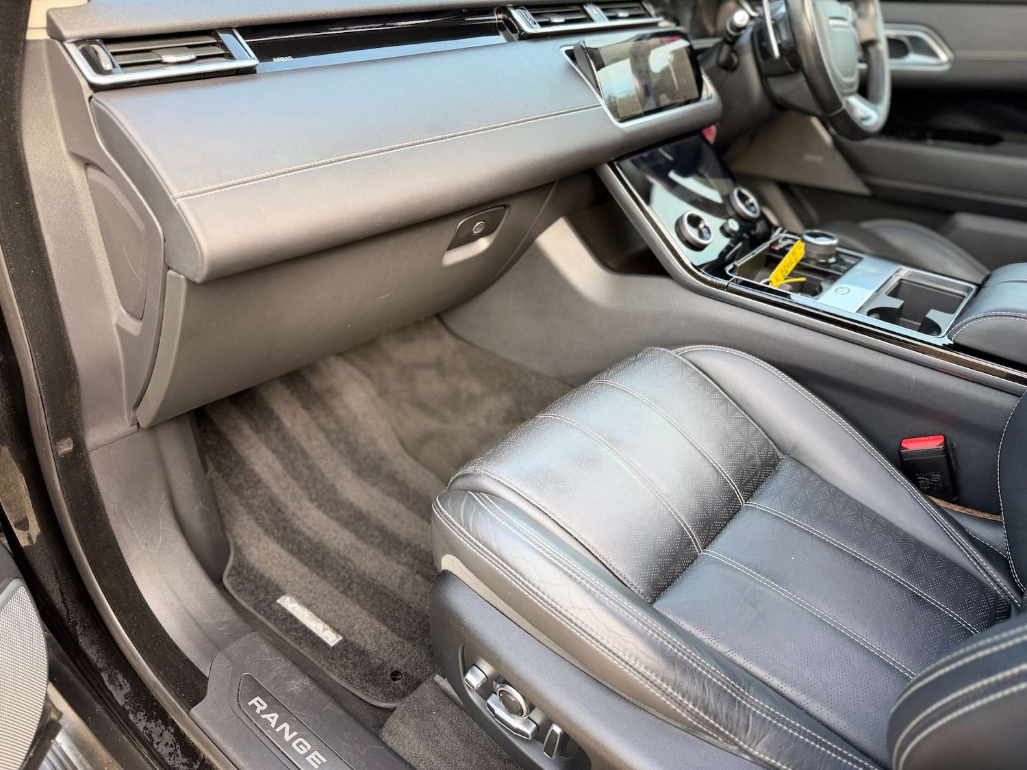 Used Land Rover Range Rover Velar 2018 for sale - 77765735: Photo 24