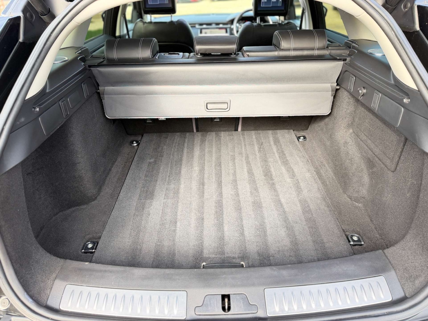 Used Land Rover Range Rover Velar 2018 for sale - 77765735: Photo 33