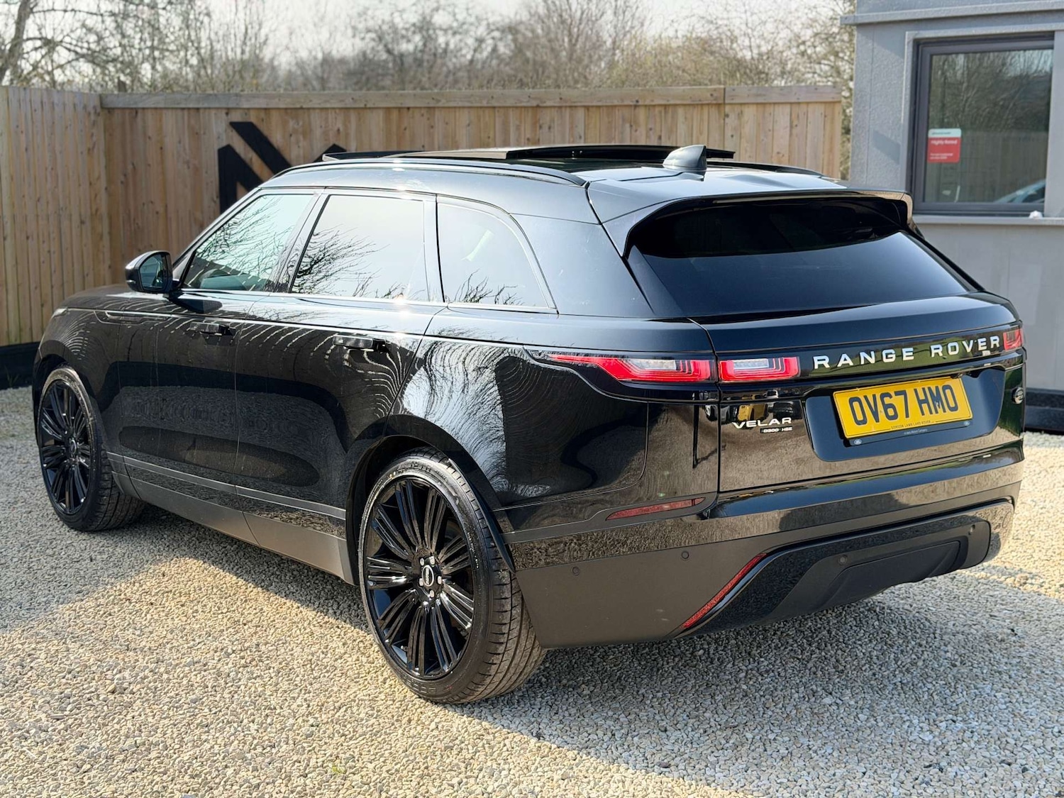 Used Land Rover Range Rover Velar 2018 for sale - 77765735: Photo 8