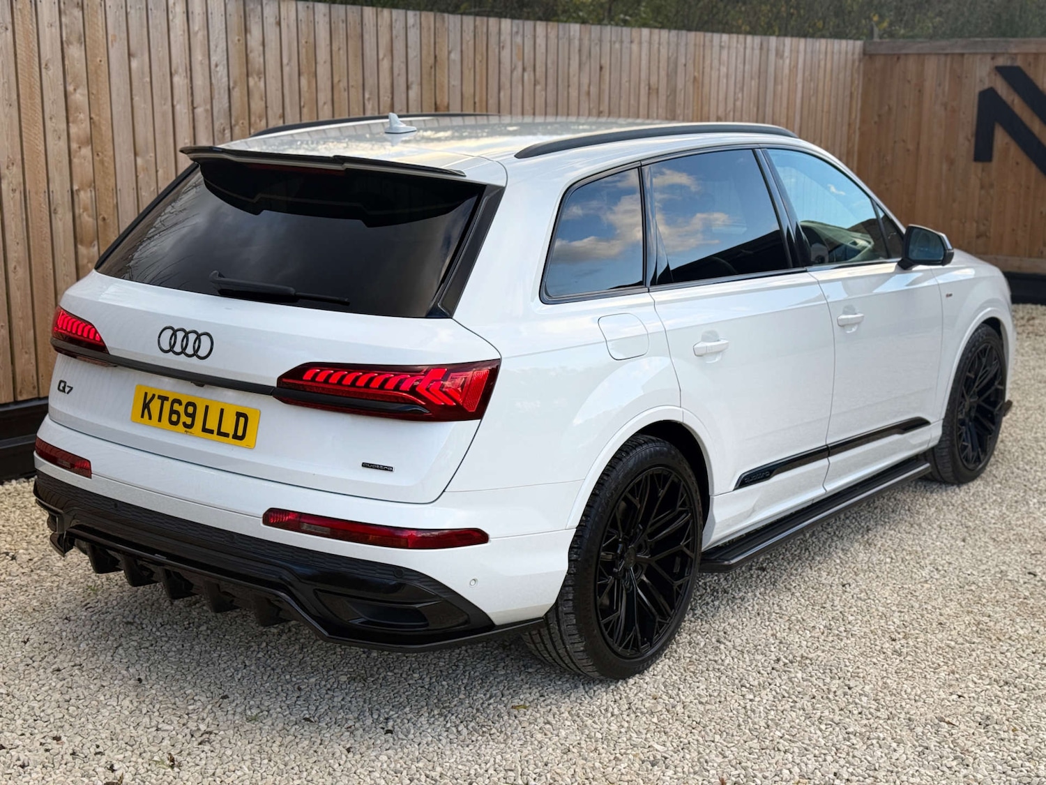 Used Audi Q7 2020 for sale - 77733390: Photo 14