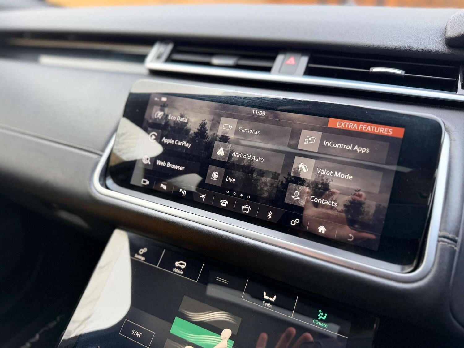 Used Land Rover Range Rover Velar 2019 for sale - 77755947: Photo 25