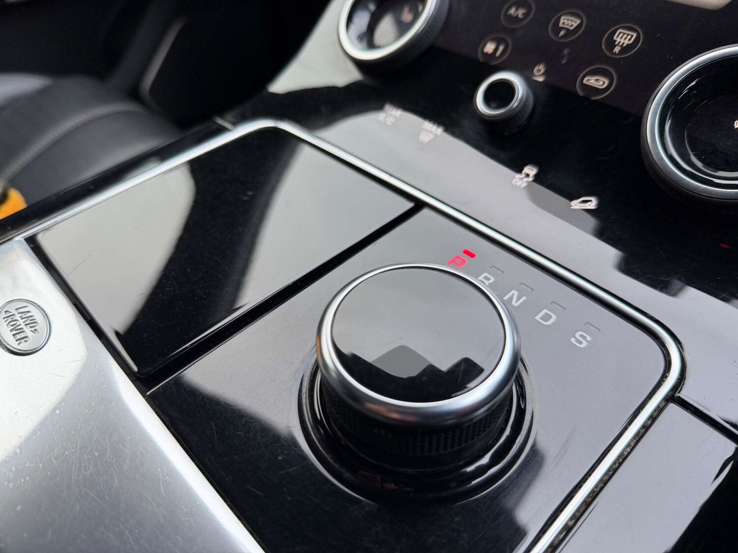 Used Land Rover Range Rover Velar 2019 for sale - 77755947: Photo 29