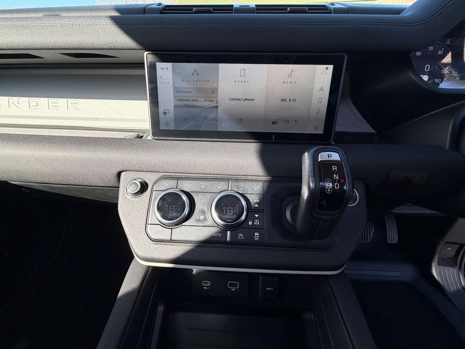 Used Land Rover Defender 2021 for sale - 77921648: Photo 29