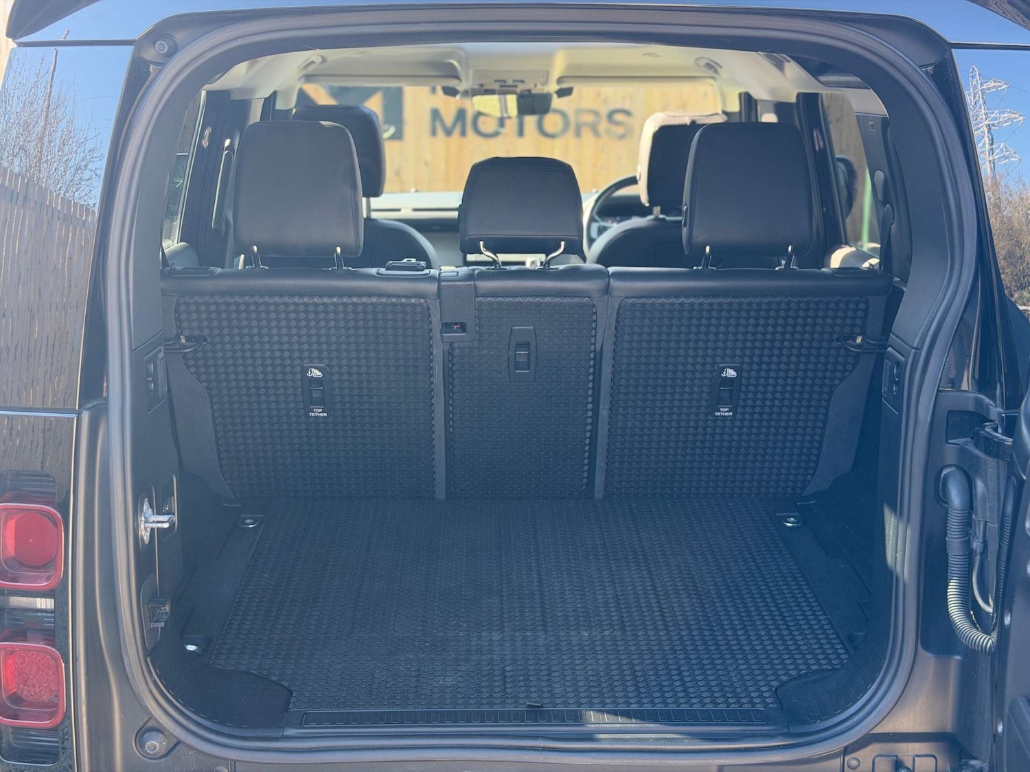 Used Land Rover Defender 2021 for sale - 77921648: Photo 40