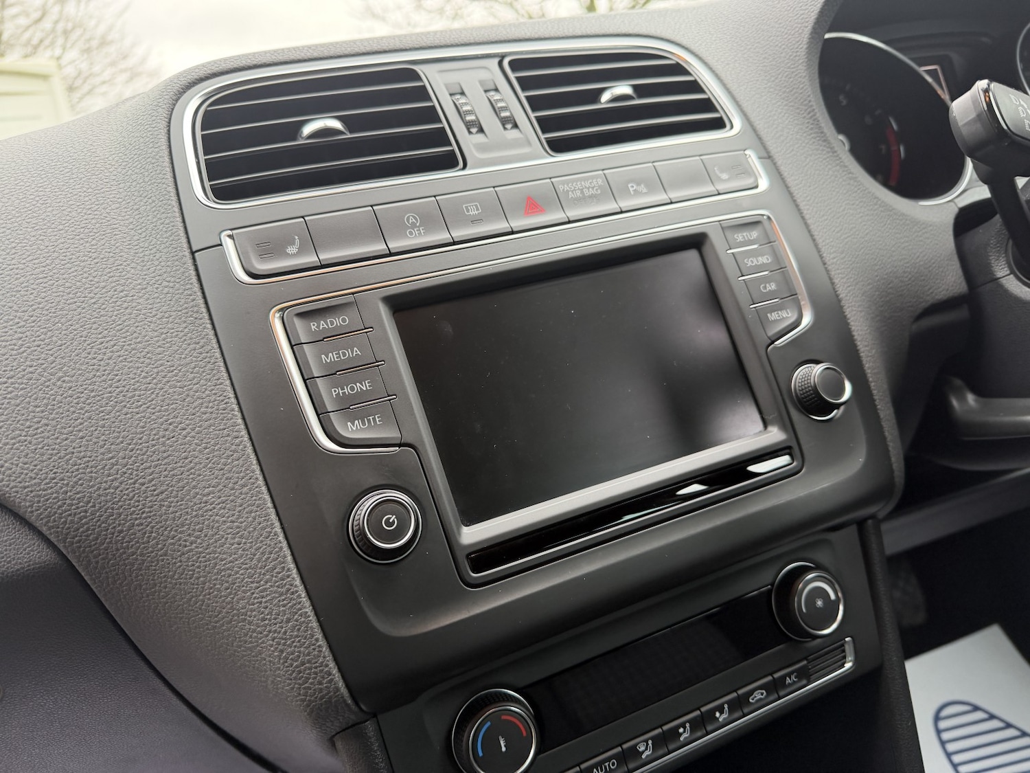 Used Volkswagen Polo 2015 for sale - 77525662: Photo 42