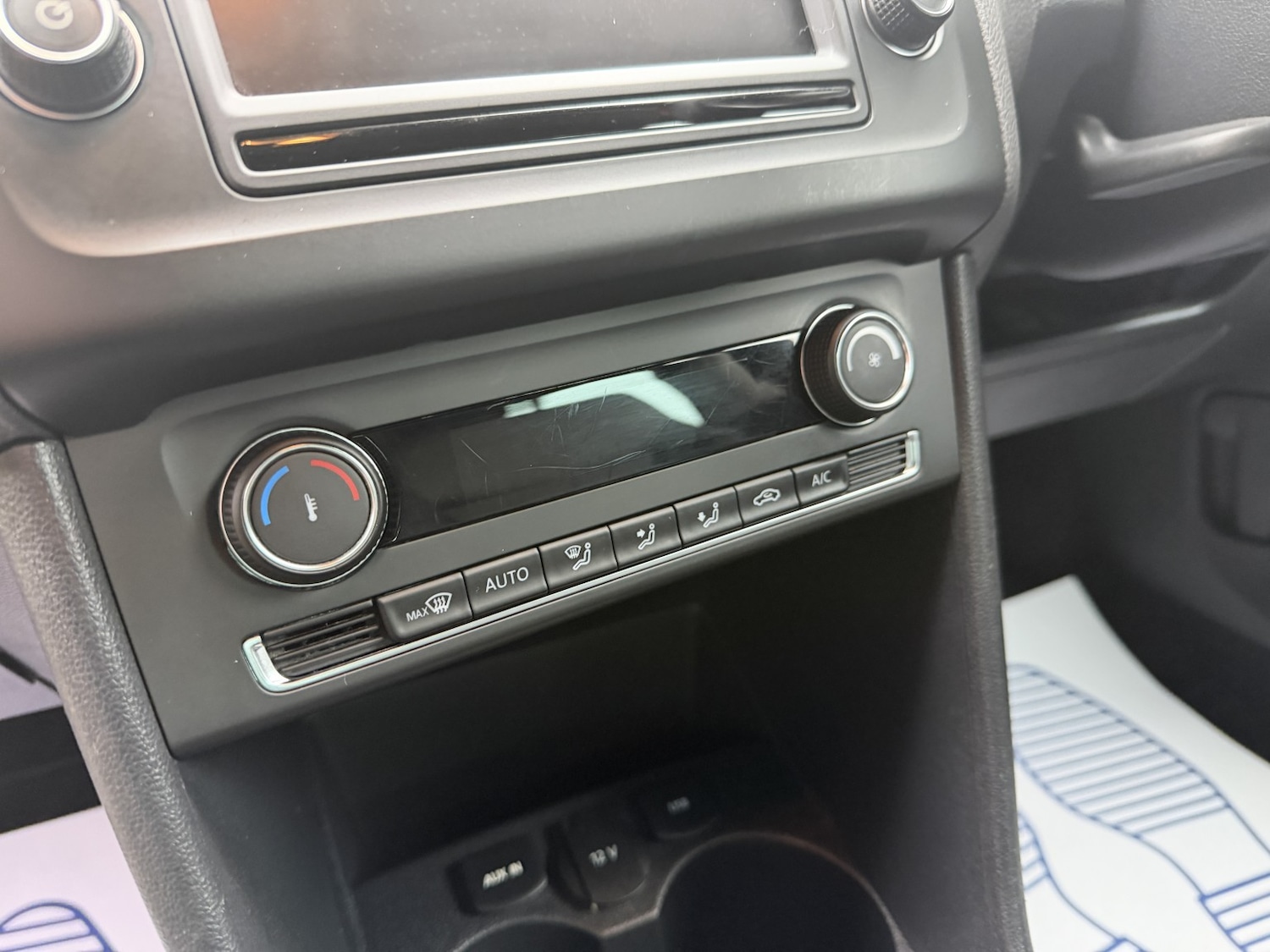 Used Volkswagen Polo 2015 for sale - 77565352: Photo 41