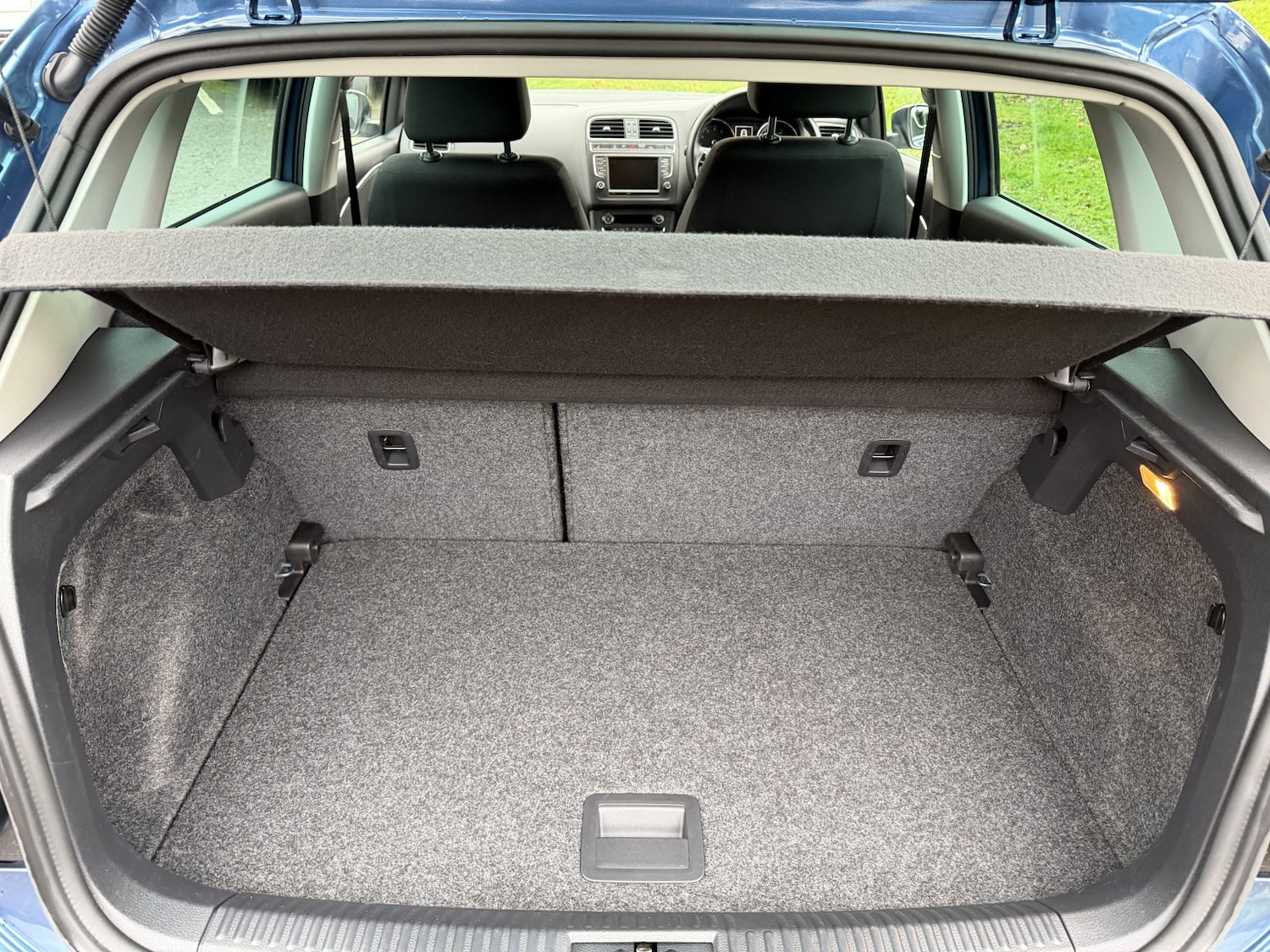 Used Volkswagen Polo 2015 for sale - 77565352: Photo 50