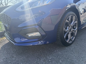 Used Ford Fiesta 2018 for sale - 77749950: Photo