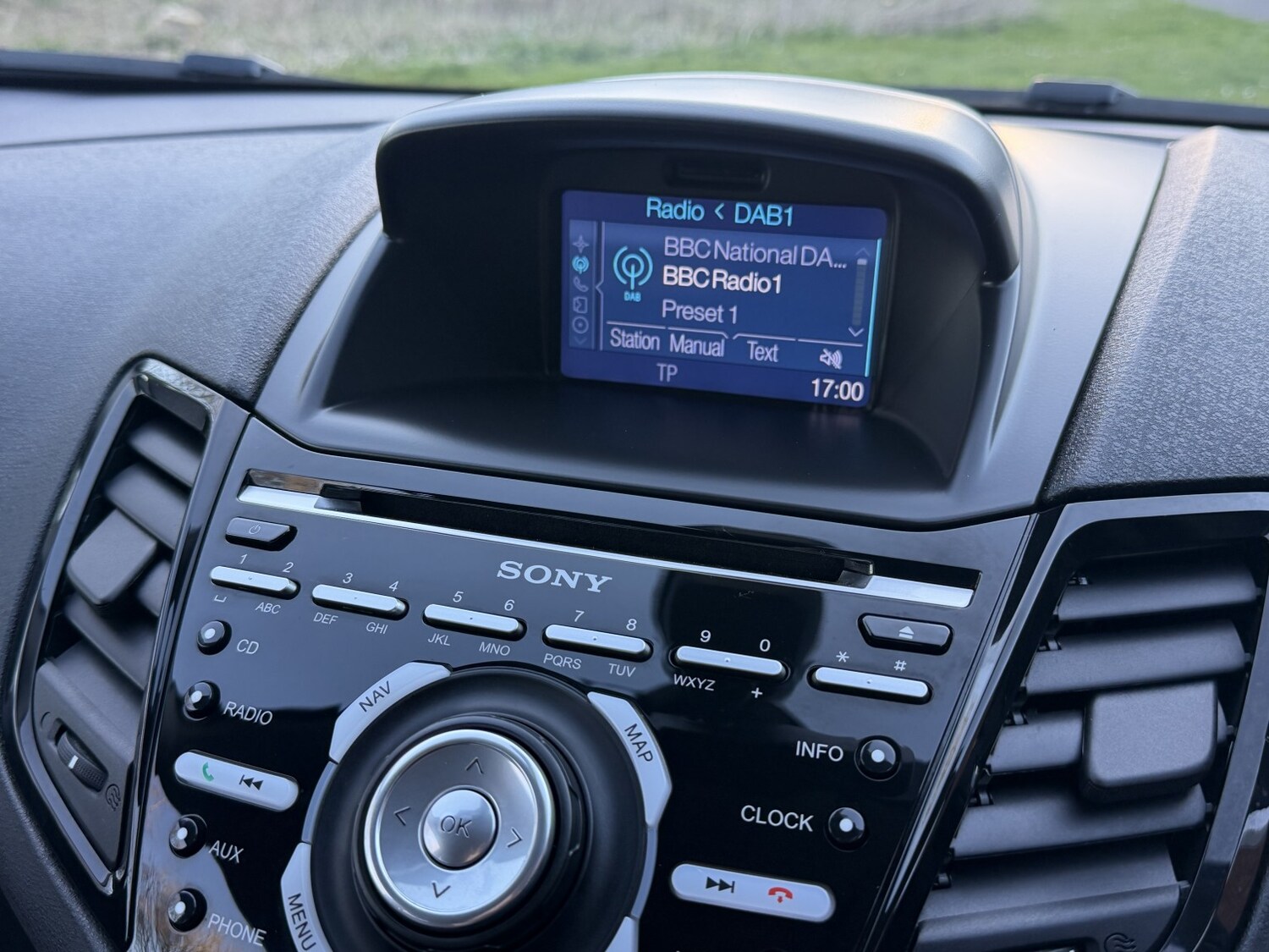 Used Ford Fiesta 2015 for sale - 77945781: Photo 60