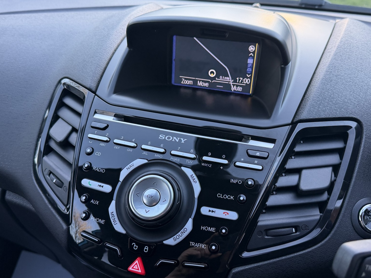 Used Ford Fiesta 2015 for sale - 77945781: Photo 62