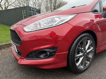 Used Ford Fiesta 2017 for sale - 77749977: Photo