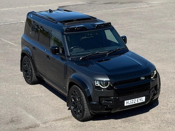 Used Land Rover Defender 110 2022 for sale - 78259983: Photo