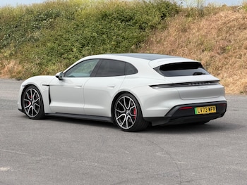 Used Porsche Taycan 2023 for sale - 78771742: Photo