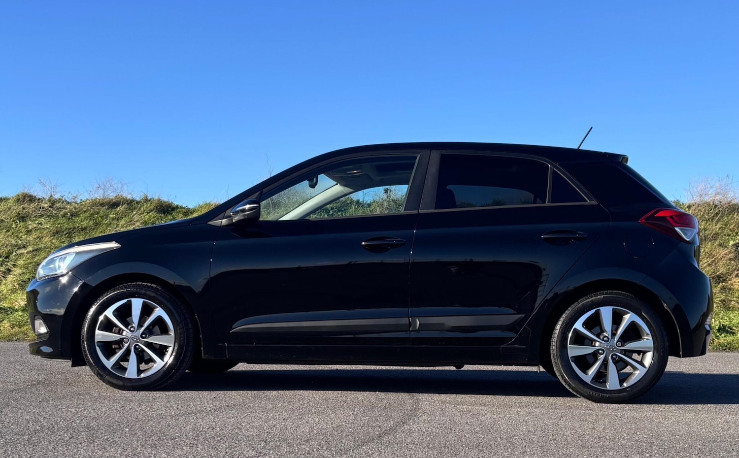 Used Hyundai i20 2014 for sale - 76700593: Photo 13