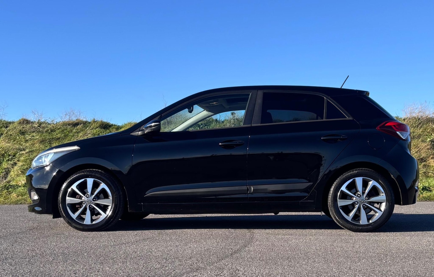 Used Hyundai i20 2014 for sale - 76700593: Photo 14