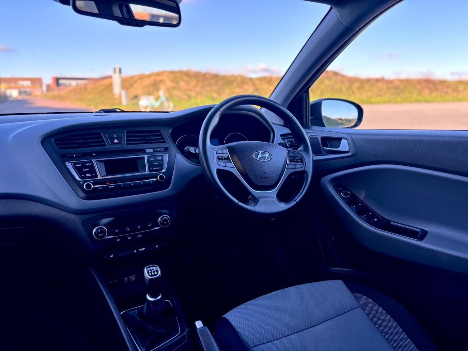 Used Hyundai i20 2014 for sale - 76700593: Photo 29