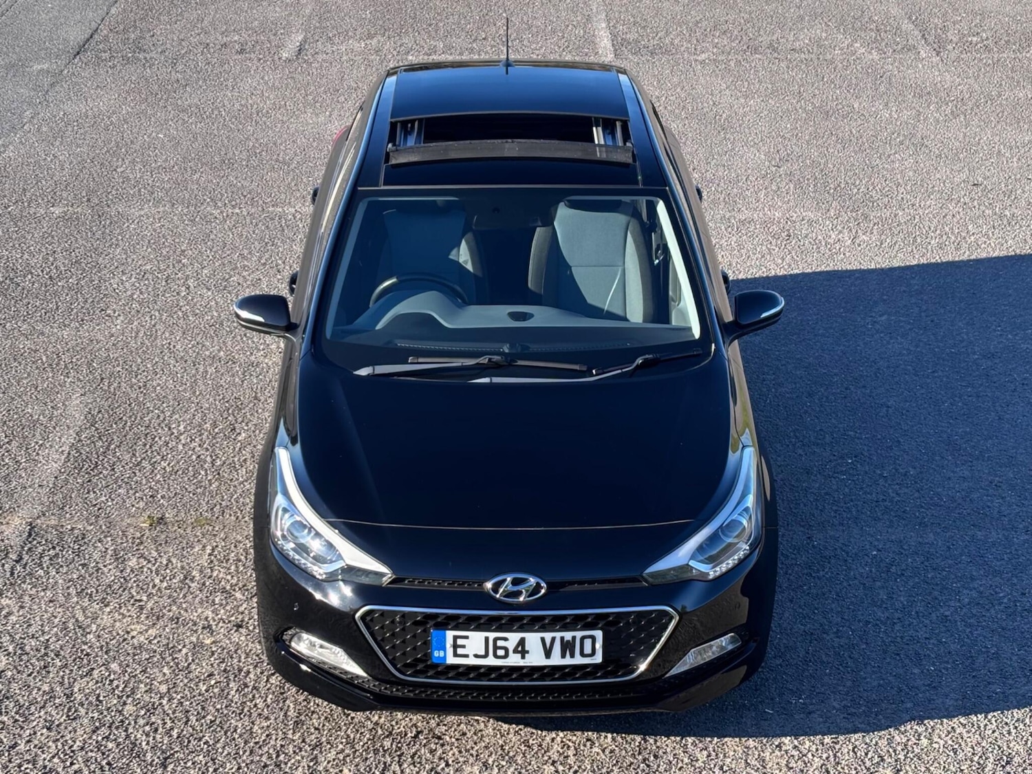 Used Hyundai i20 2014 for sale - 76700593: Photo 3