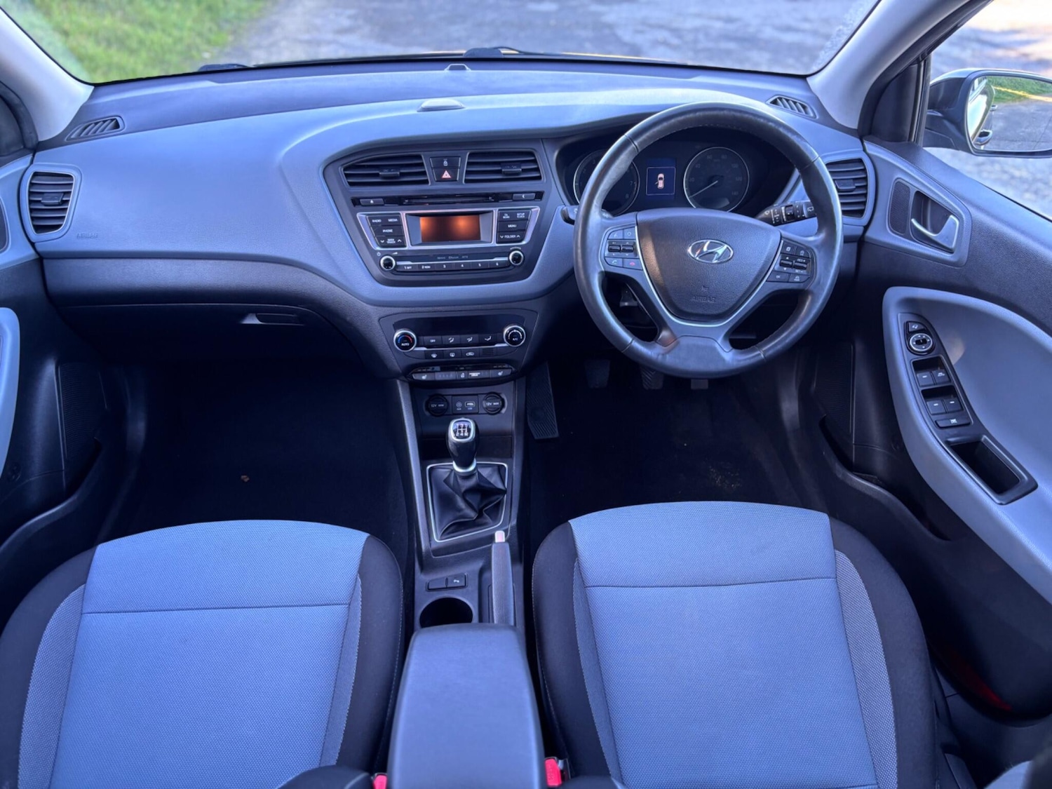 Used Hyundai i20 2014 for sale - 76700593: Photo 39