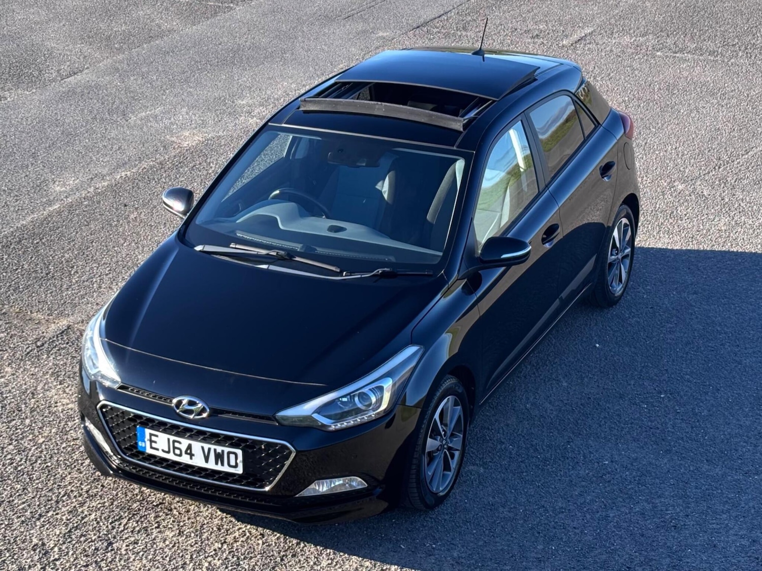 Used Hyundai i20 2014 for sale - 76700593: Photo 4