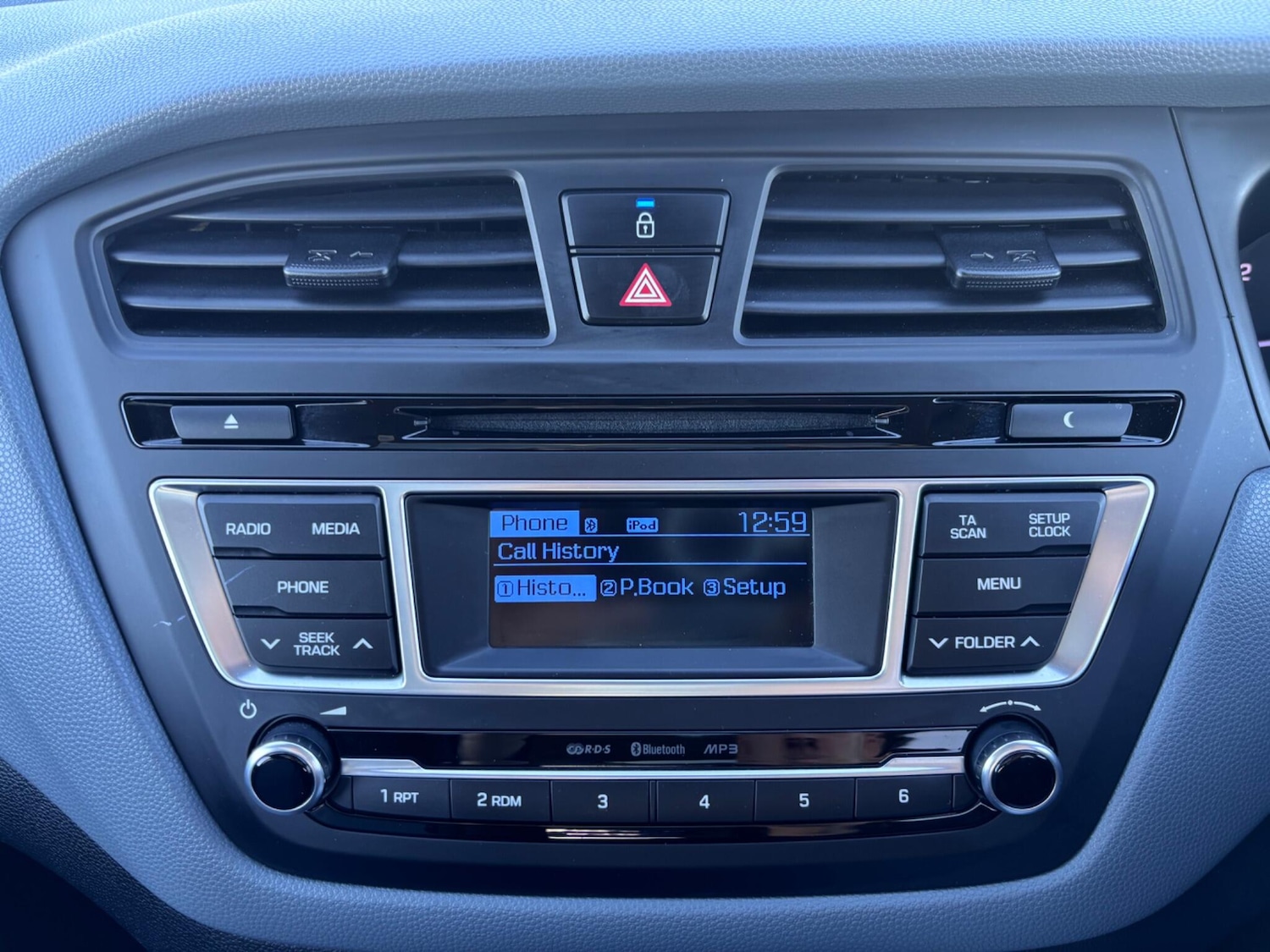 Used Hyundai i20 2014 for sale - 76700593: Photo 44