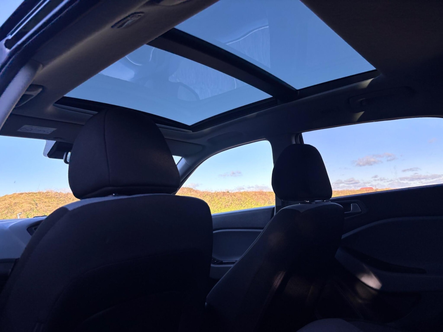 Used Hyundai i20 2014 for sale - 76700593: Photo 63