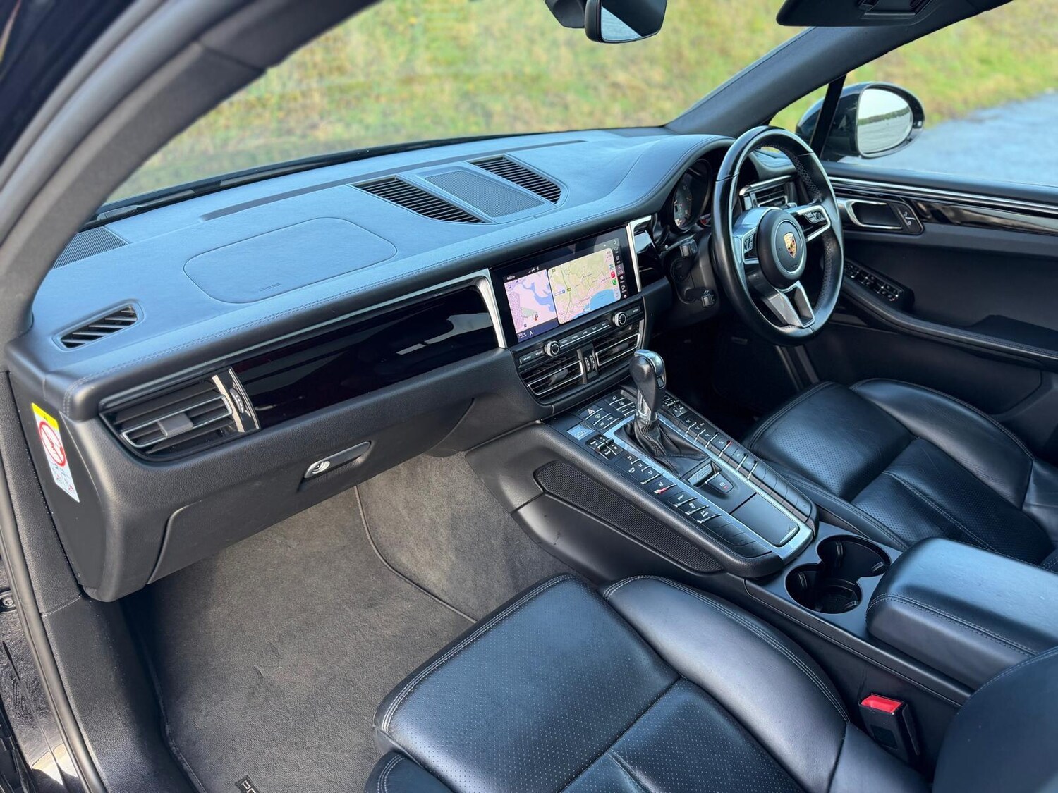 Used Porsche Macan 2020 for sale - 77625986: Photo 29