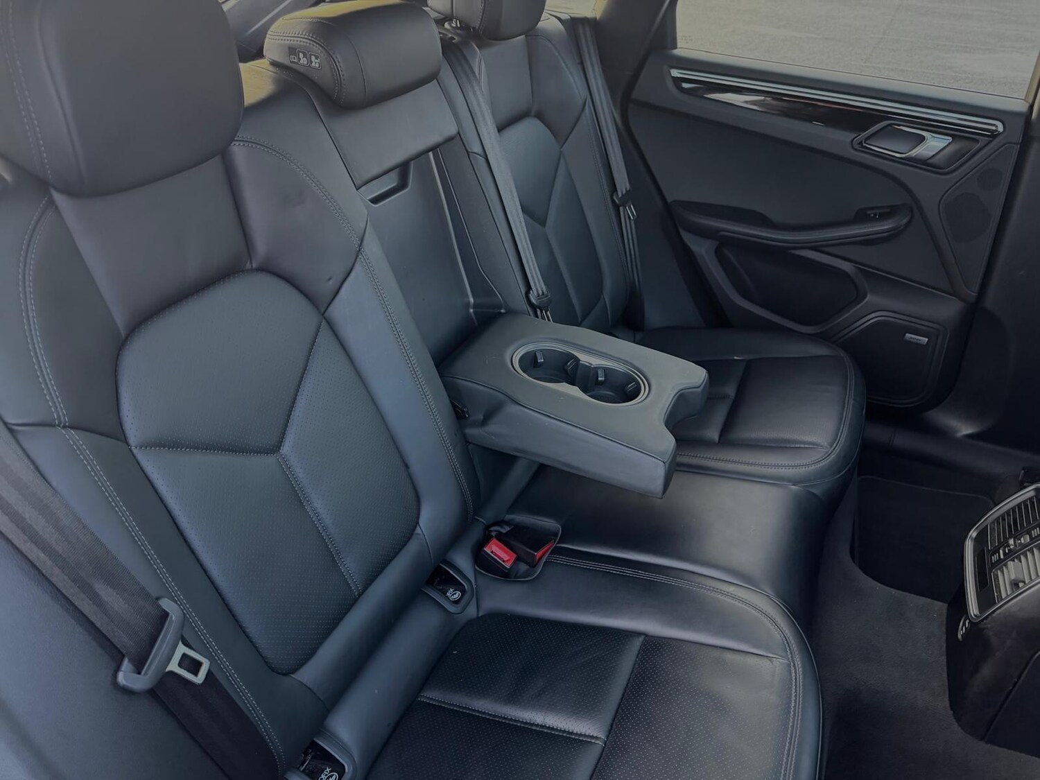 Used Porsche Macan 2020 for sale - 77625986: Photo 36