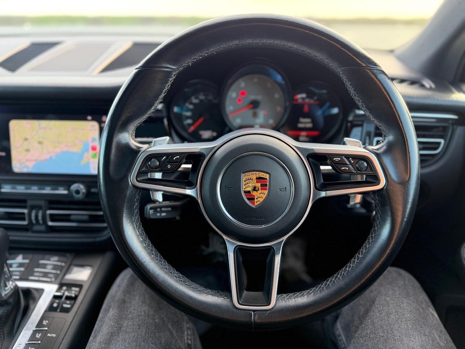 Used Porsche Macan 2020 for sale - 77625986: Photo 49