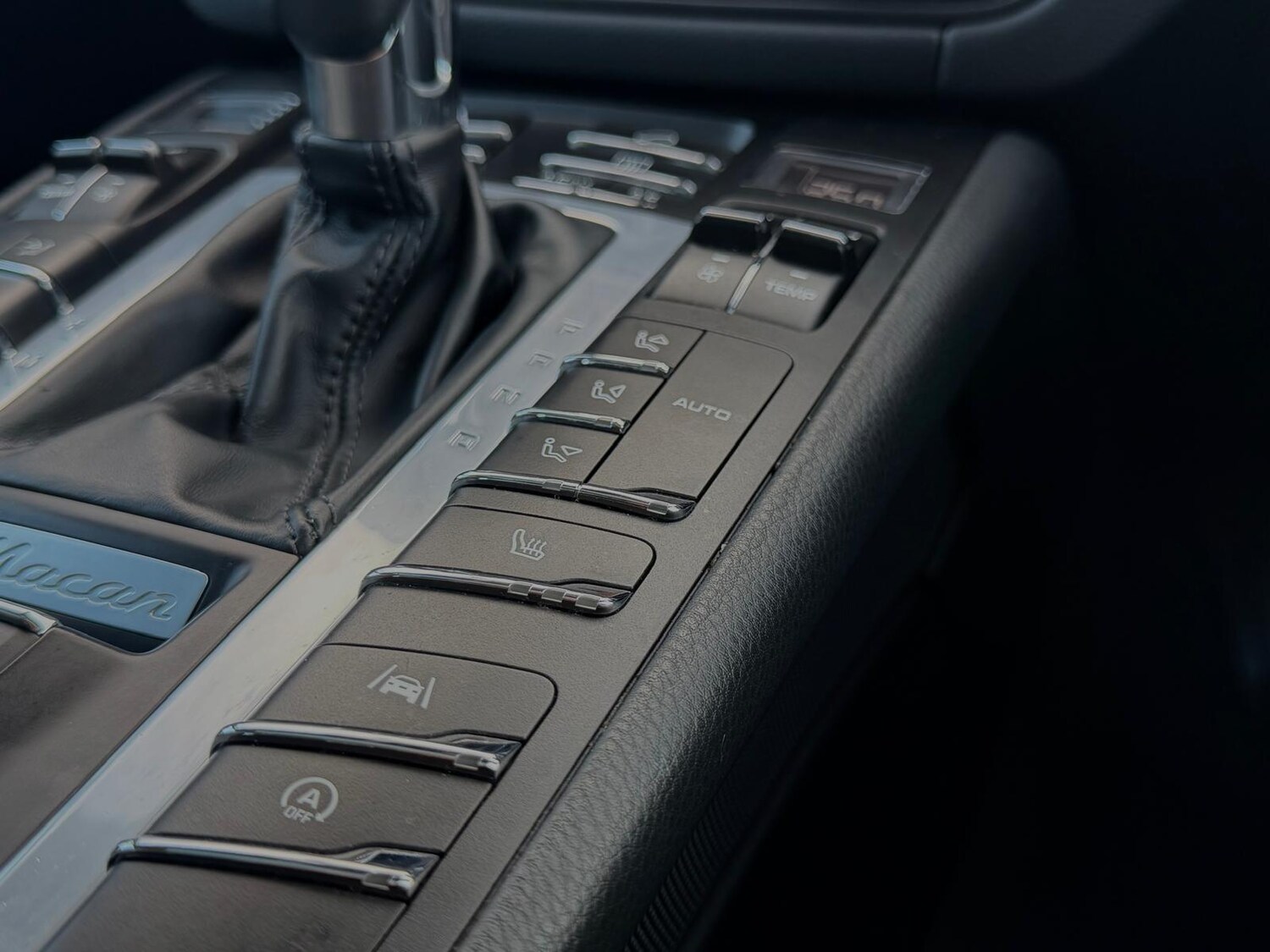 Used Porsche Macan 2020 for sale - 77625986: Photo 57