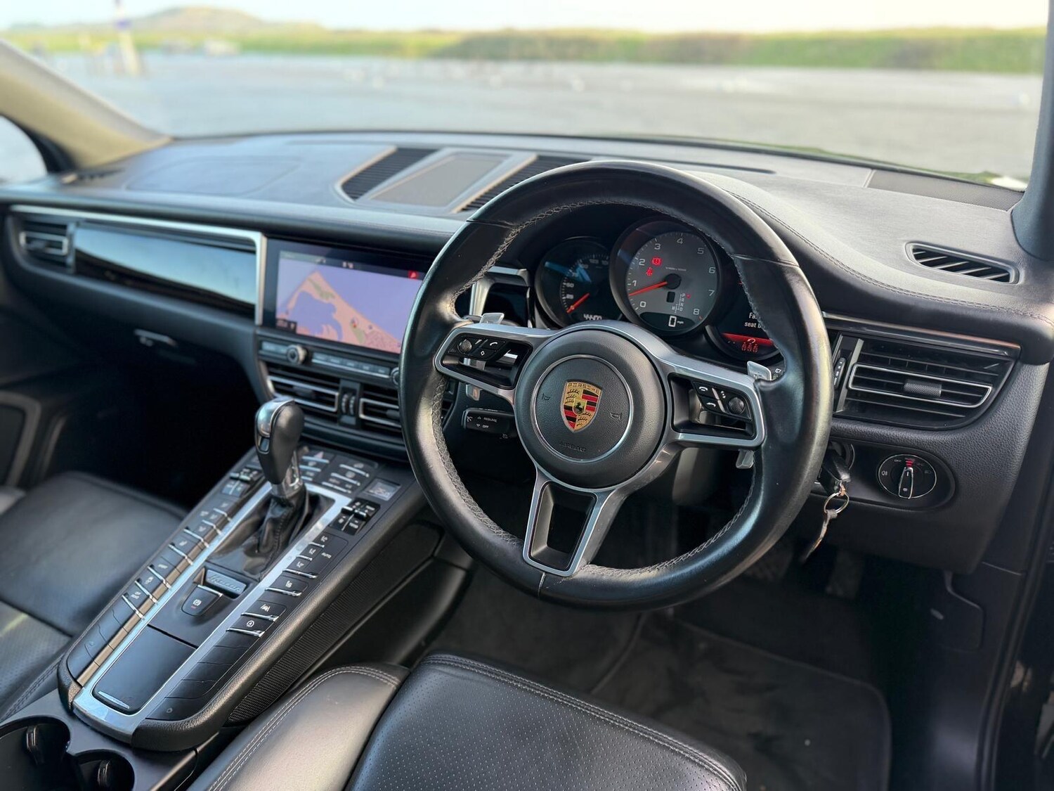 Used Porsche Macan 2020 for sale - 77625986: Photo 58