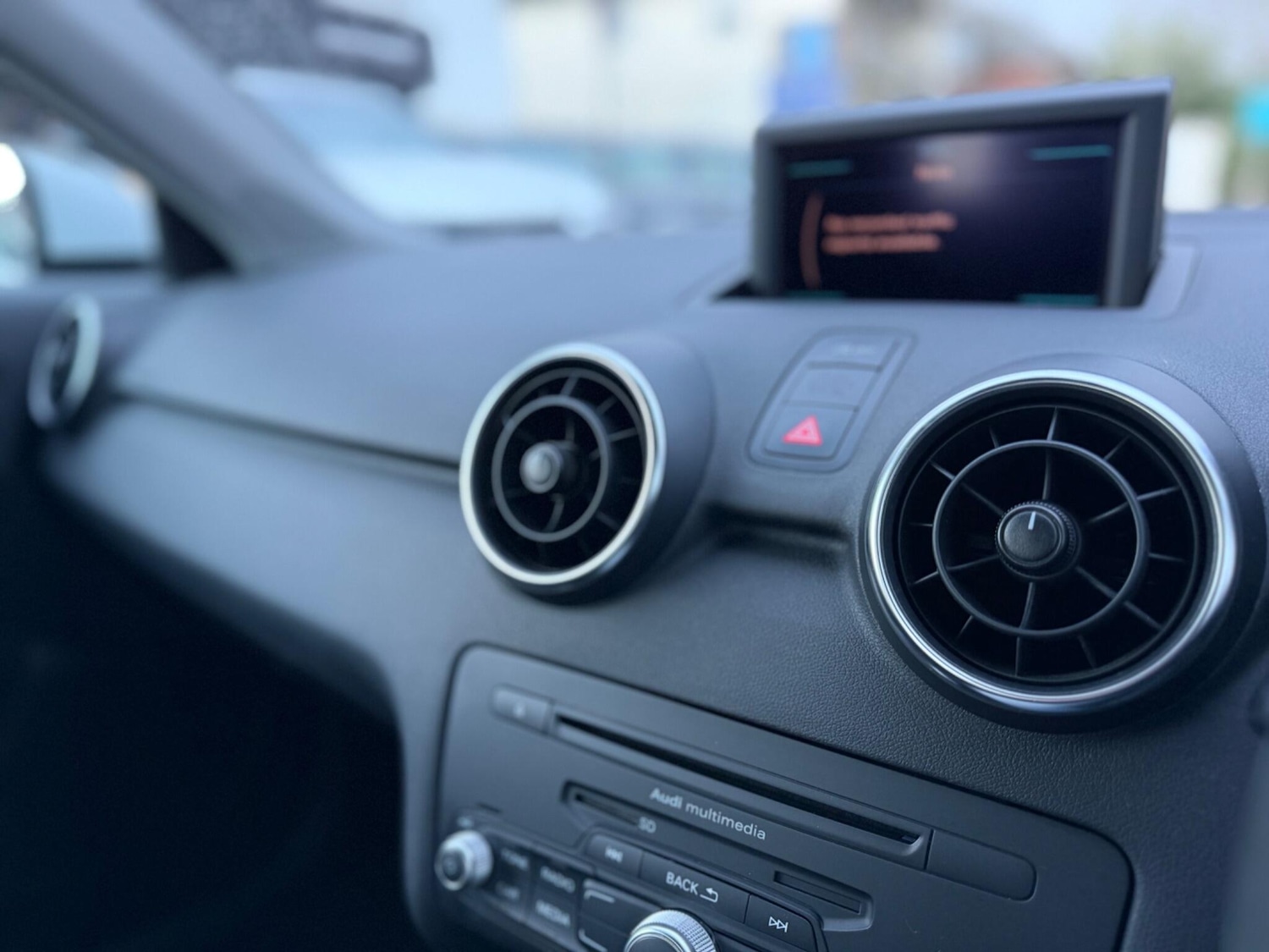 Used Audi A1 2011 for sale - 77345666: Photo 13