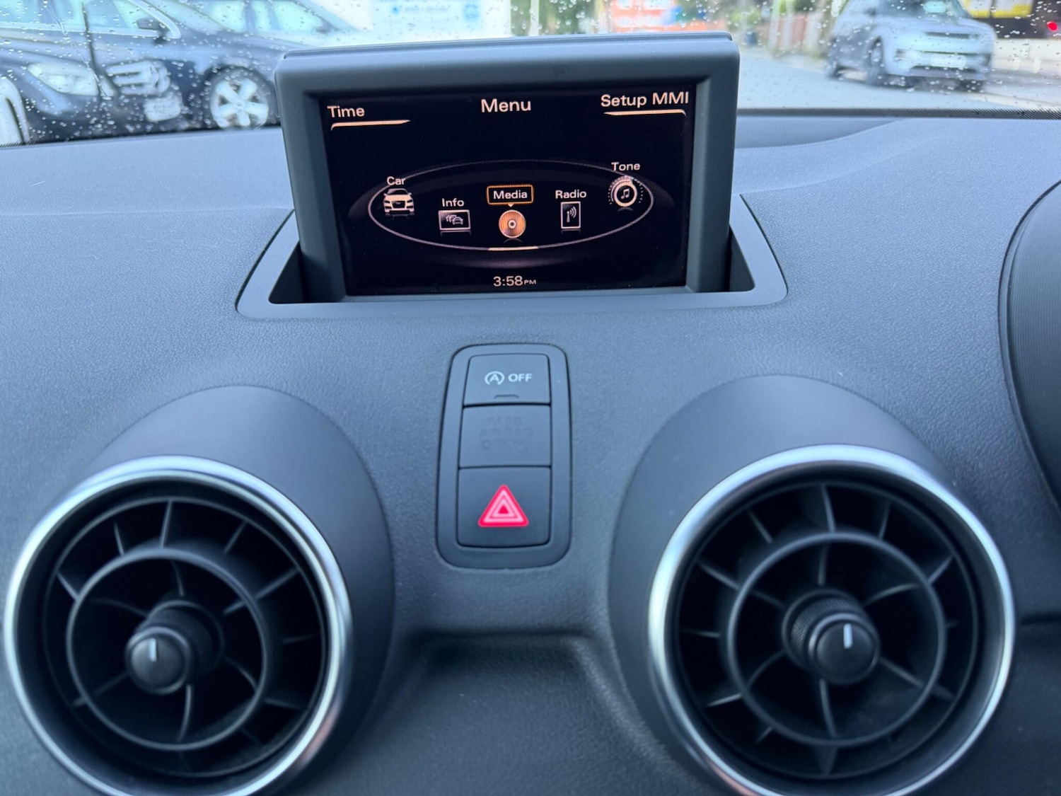 Used Audi A1 2011 for sale - 77345666: Photo 24