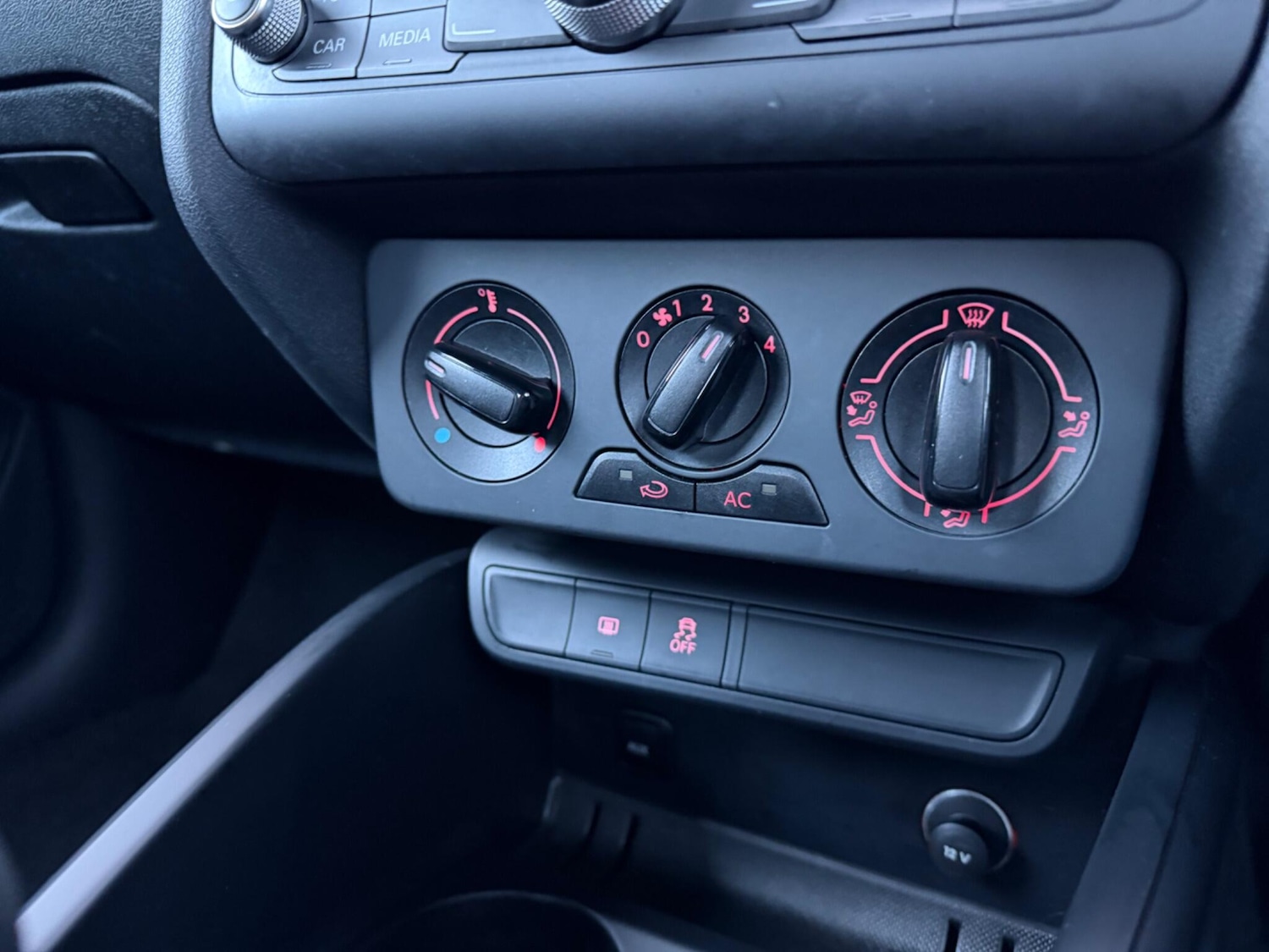 Used Audi A1 2011 for sale - 77345666: Photo 28