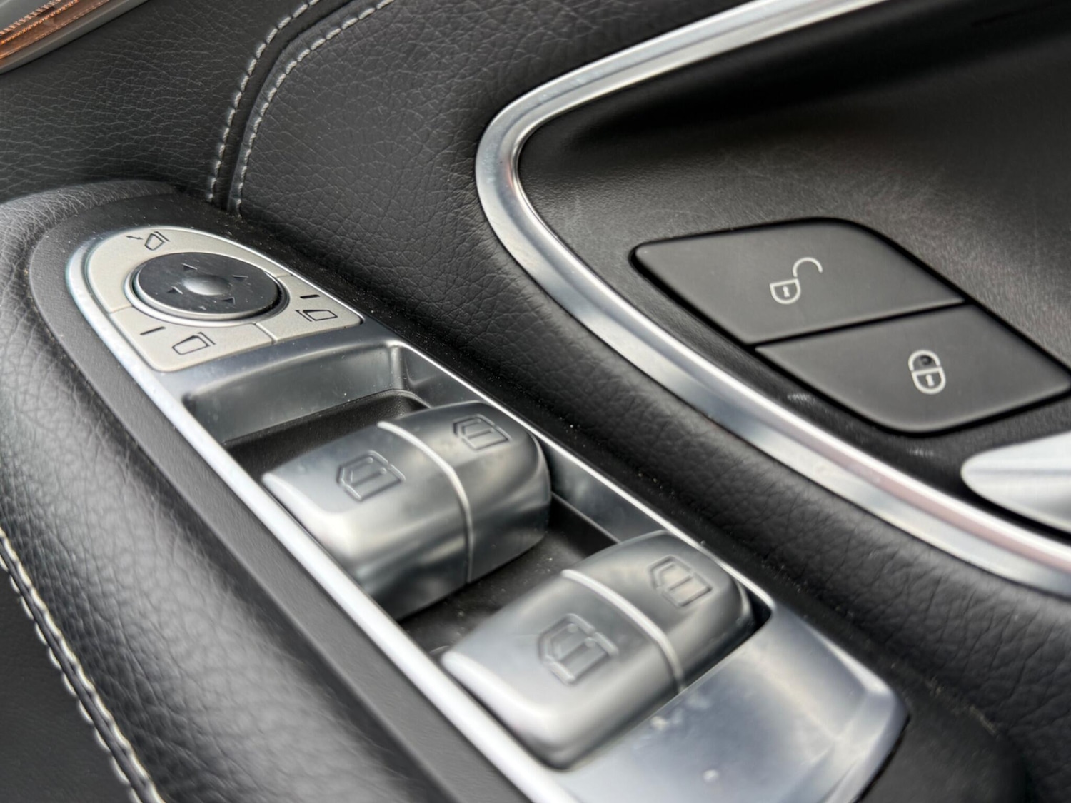 Used Mercedes-Benz C Class 2017 for sale - 77598568: Photo 38