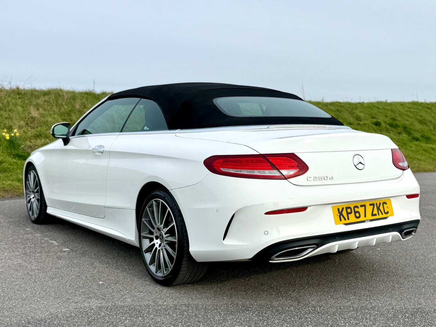 Used Mercedes-Benz C Class 2017 for sale - 77598568: Photo 4